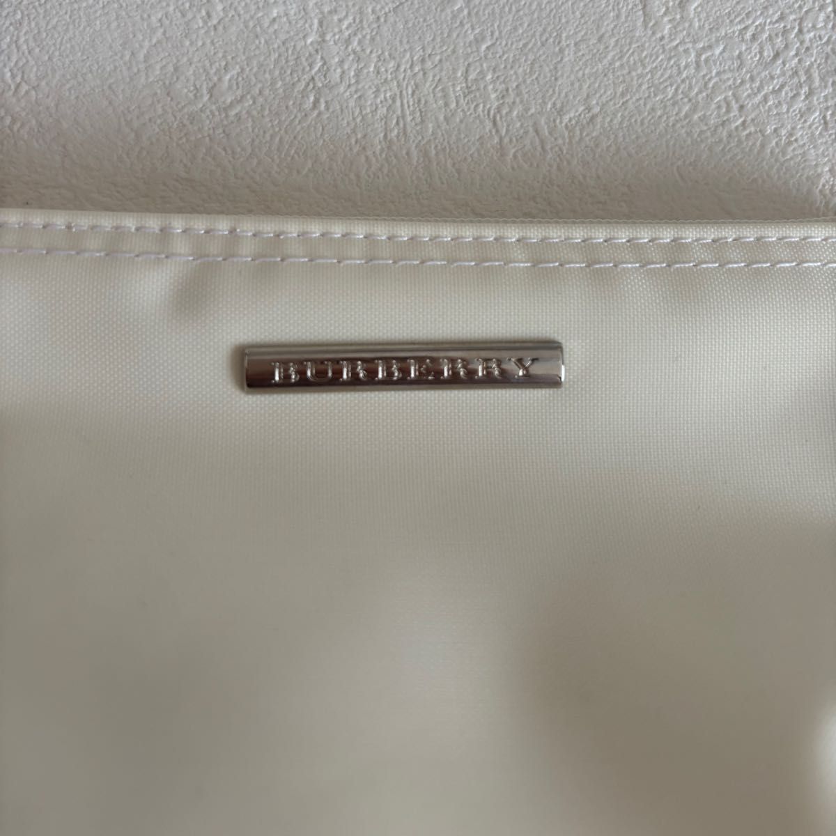 BURBERRY バーバリー ポーチ 小物入れ ノバチェック×ホワイト BURBERRY バーバリー ポーチ 小物入れ ノバチェック×ホワイト
