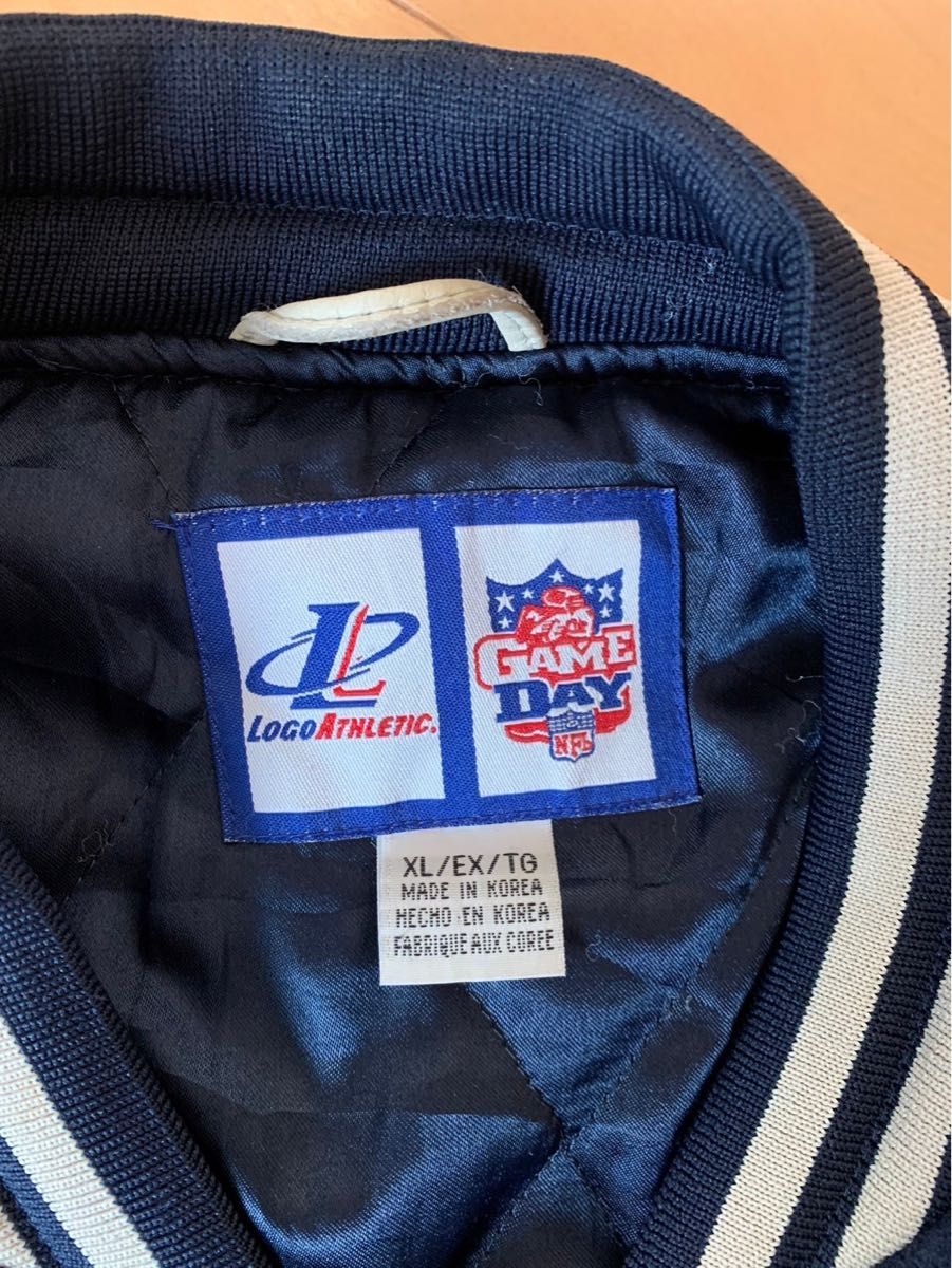 イギリス購入 ヴィンテージスタジャン NFL TITANS XL 早い者勝ち イギリス購入 ヴィンテージスタジャン NFL TITANS XL 早い者勝ち