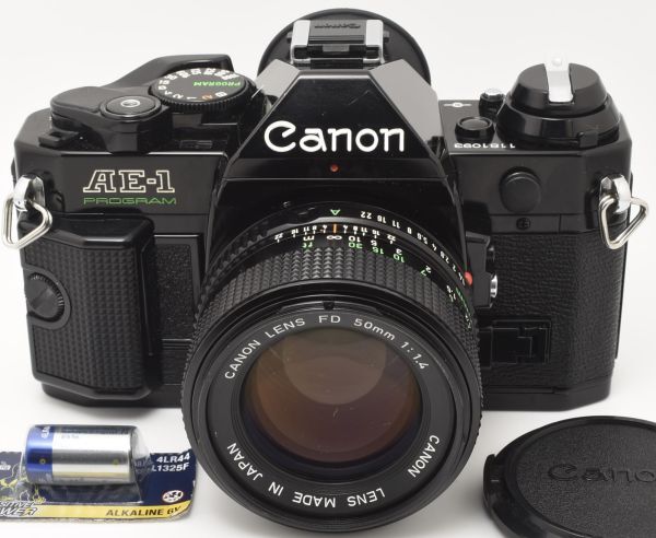 整備/性能測定済】Canon AE-1 PROGRAM ブラック+NEW FD50mmF1 整備/性能測定済】Canon AE-1 PROGRAM ブラック+NEW FD50mmF1