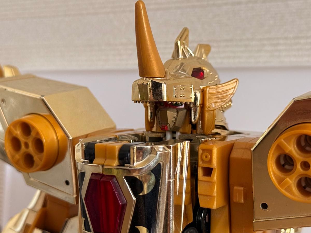 DX 黄金合体 ゴルドラン 武器類欠品あり 現状渡し 旧タカラ 貴重 DX 黄金合体 ゴルドラン 武器類欠品あり 現状渡し 旧タカラ 貴重