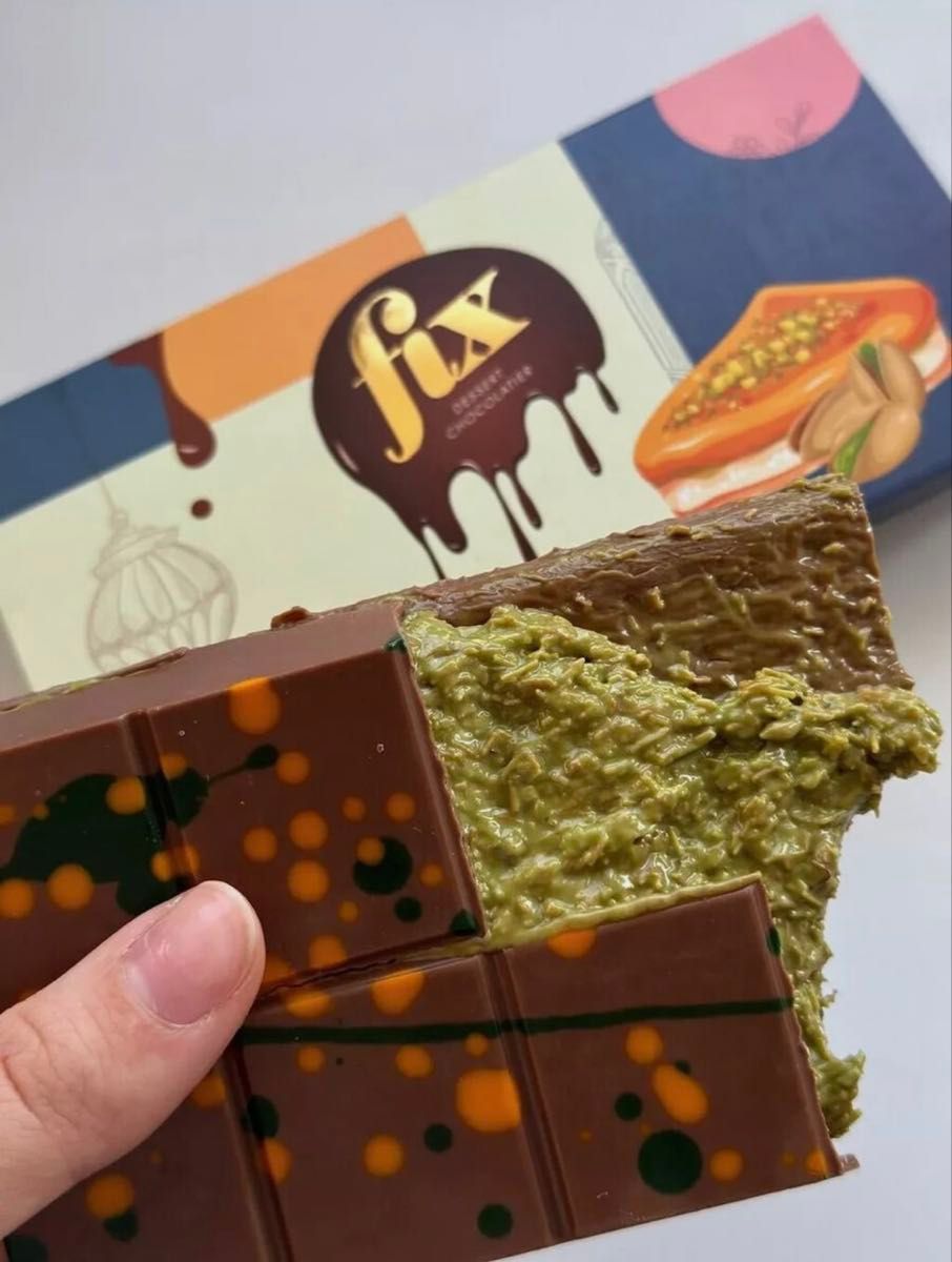 ドバイ現地購入】【本物】fix チョコレート ピスタチオ ドバイ ドバイ現地購入】【本物】fix チョコレート ピスタチオ ドバイ
