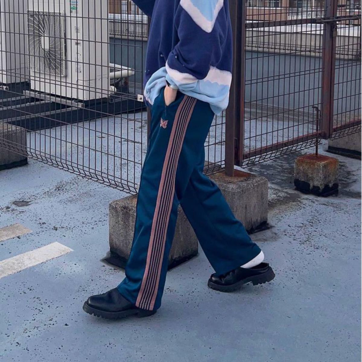 希少色【ニードルス】トラックパンツ ジャージパンツ ナロー 希少色【ニードルス】トラックパンツ ジャージパンツ ナロー