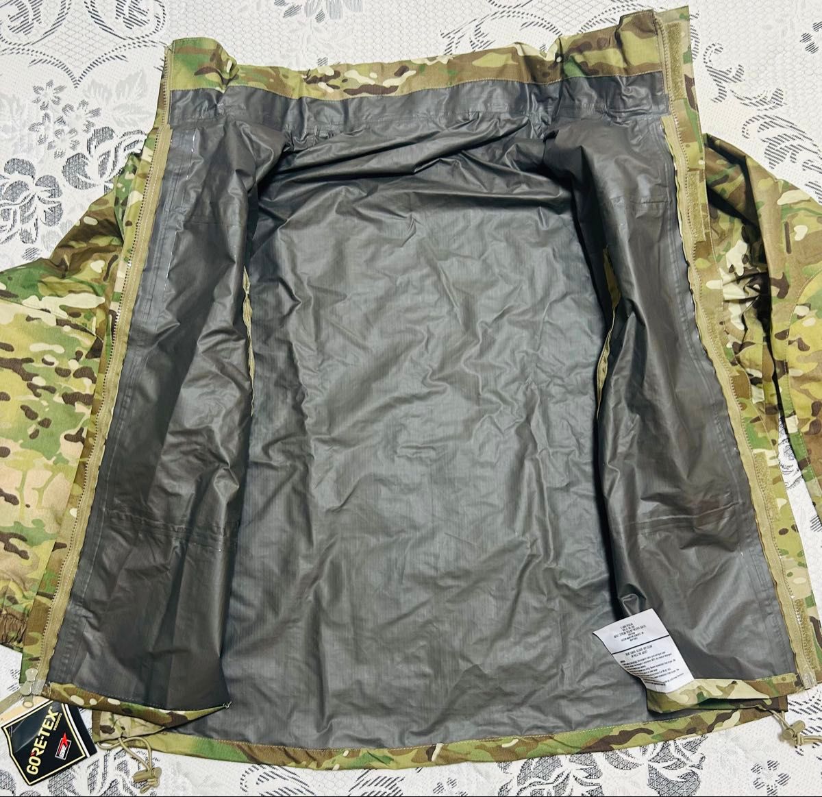 米軍実物 新品 未使用 LEVEL6 GORE-TEX 上下セット XLサイズ 米軍実物 新品 未使用 LEVEL6 GORE-TEX 上下セット XLサイズ