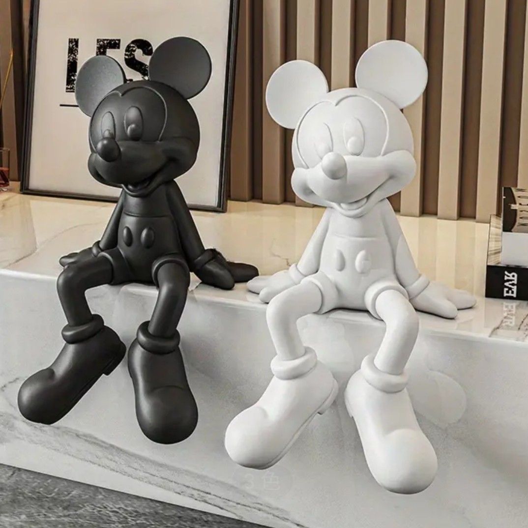 新品 ミッキーマウス ブラック&ホワイト 2体セット 新品 ミッキーマウス ブラック&ホワイト 2体セット