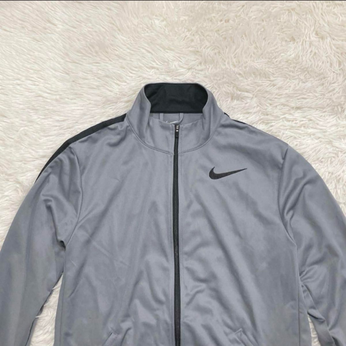 NIKE ナイキ』ジャージ【M】メンズ グレー 黒 トレーニング NIKE ナイキ』ジャージ【M】メンズ グレー 黒 トレーニング