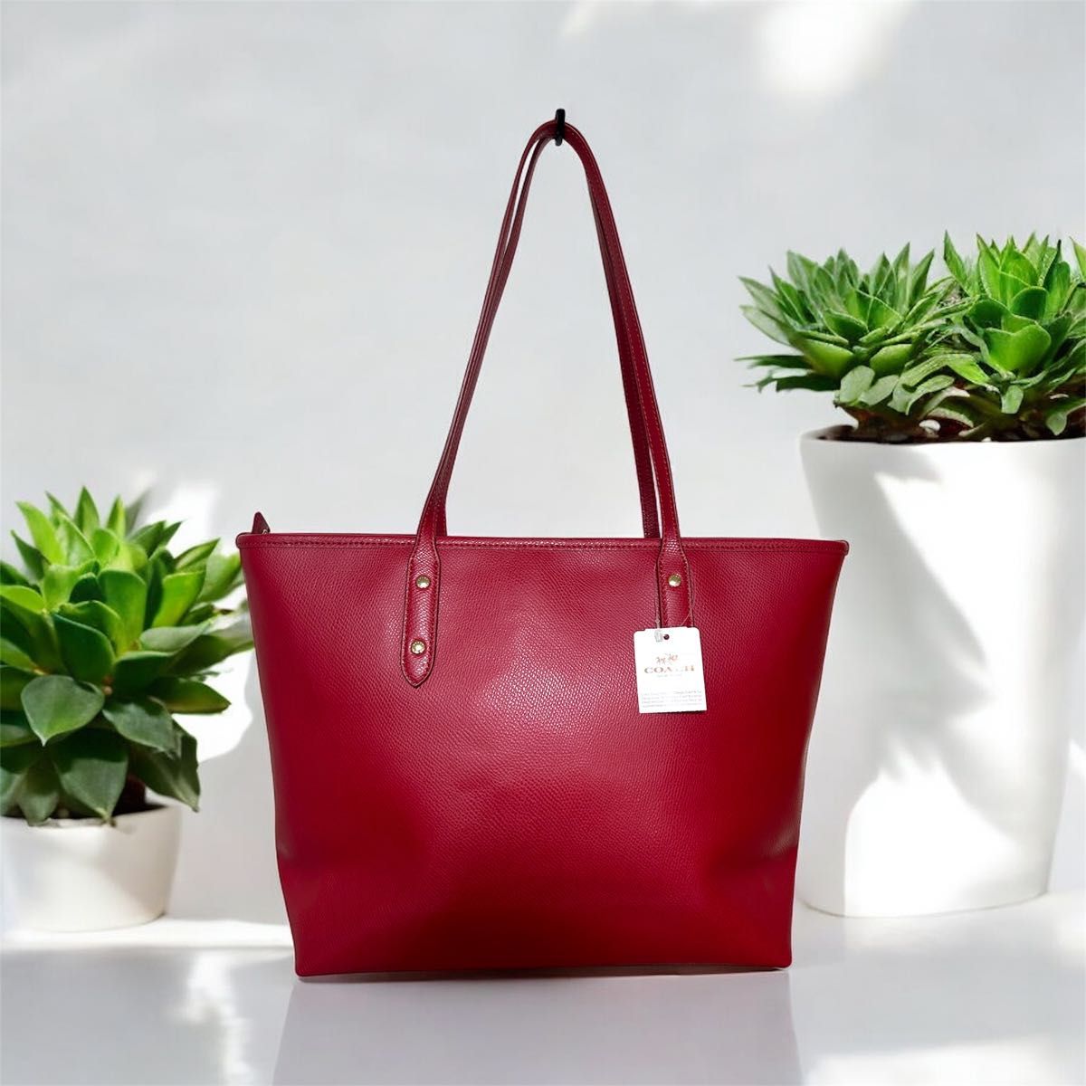 COACH コーチ トートバッグ レッド A4収納可 本革 大容量 COACH コーチ トートバッグ レッド A4収納可 本革 大容量