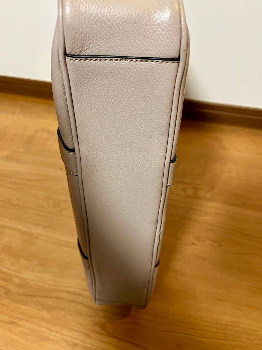 コーチ レザー ビジネスバッグ F71681 ベージュ系 ブリーフ コーチ レザー ビジネスバッグ F71681 ベージュ系 ブリーフ