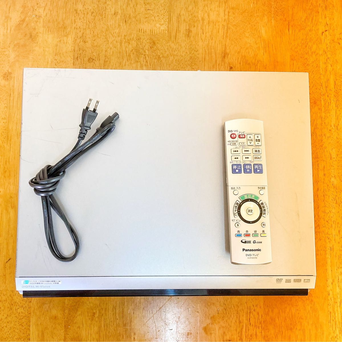 Panasonic パナソニック DIGA HDD搭載DVDビデオ一体型レコーダー Panasonic パナソニック DIGA HDD搭載DVDビデオ一体型レコーダー