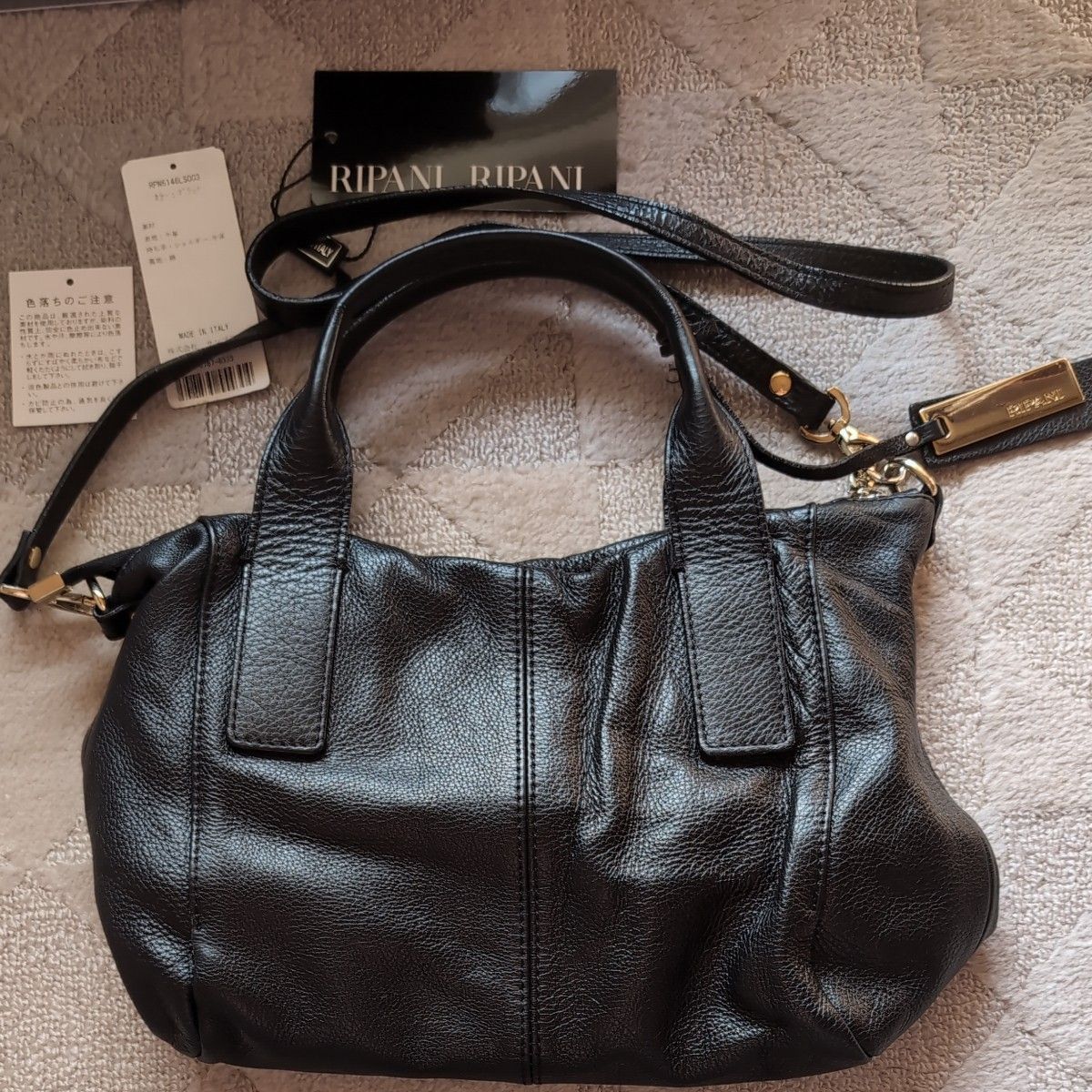 美品 RIPANI リパーニ 2WAYバッグ 牛革 ブラック トートバッグ 美品 RIPANI リパーニ 2WAYバッグ 牛革 ブラック トートバッグ