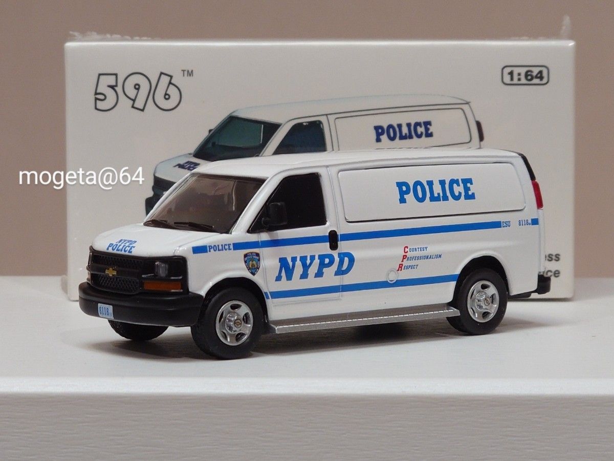 新品未開封】596model 1/64 Chevrolet Express シボレー 新品未開封】596model 1/64 Chevrolet Express シボレー