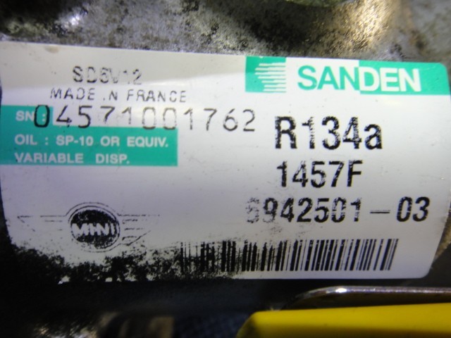 BMW ミニ クーパー R56 等 A/C エアコン コンプレッサー　SANDEN SD6V12 　品番 6942501 ［1227］_画像3