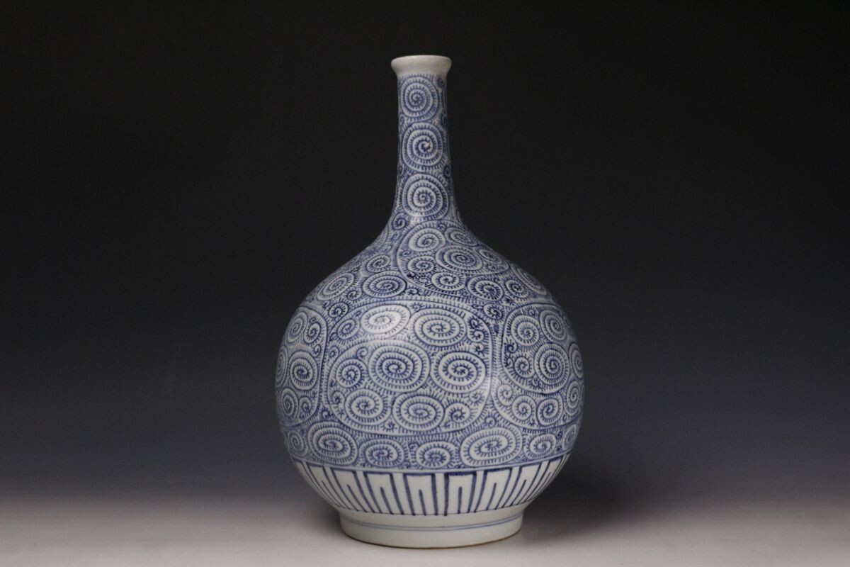 LIG】古伊万里 染付 蛸唐草文大徳利 特大37㎝ 時代箱 古美術品 LIG】古伊万里 染付 蛸唐草文大徳利 特大37㎝ 時代箱 古美術品