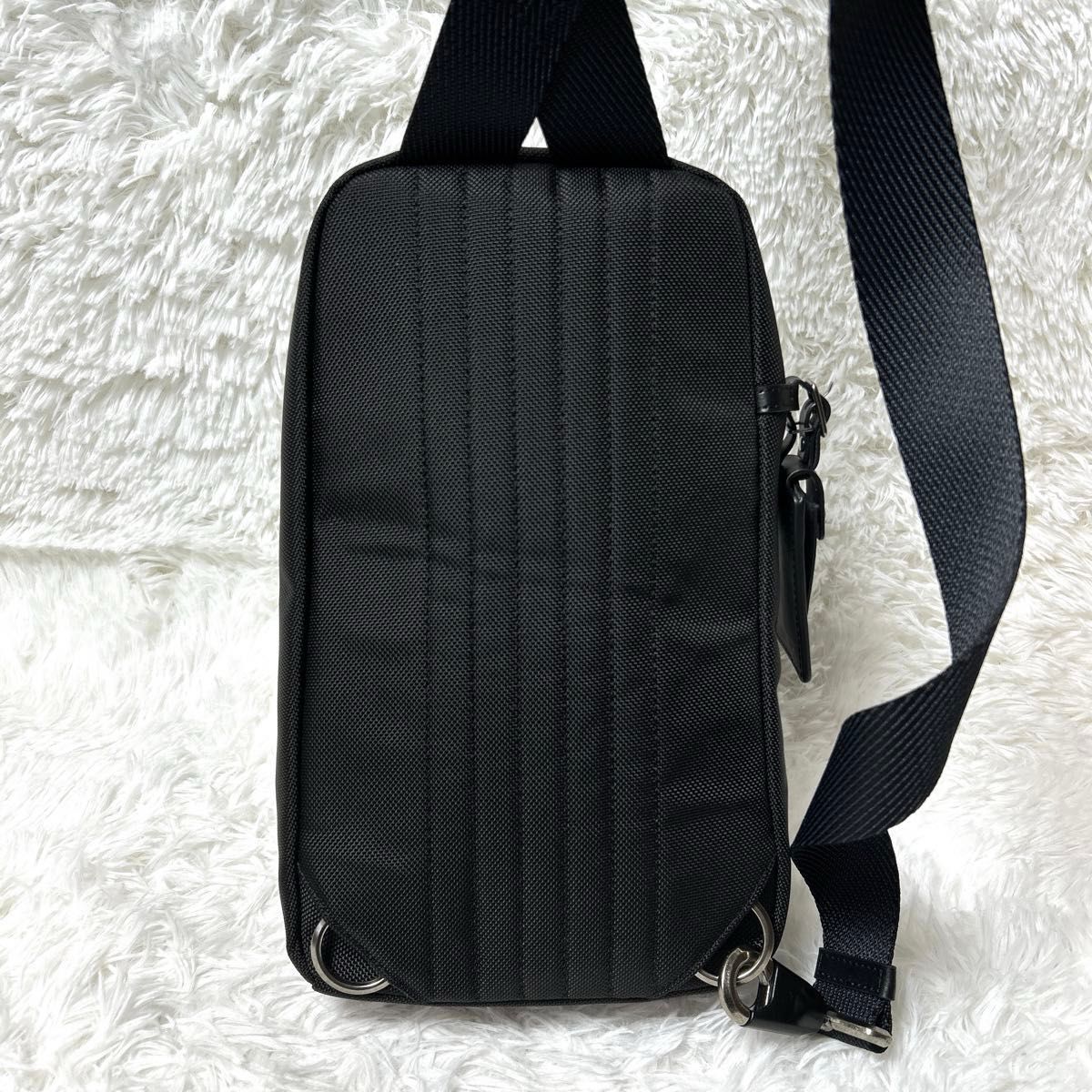 極美品・未使用級】 TUMI トゥミ レザー キャンバス クロス 極美品・未使用級】 TUMI トゥミ レザー キャンバス クロス