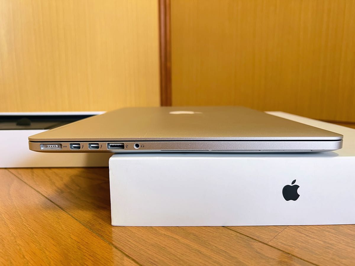 箱と付属品】 MacBook Pro 15インチ Retina SSD 1TB|Yahoo 箱と付属品】 MacBook Pro 15インチ Retina SSD 1TB|Yahoo
