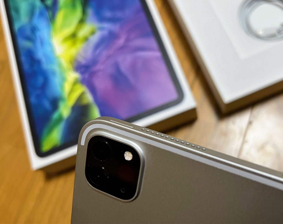 Apple iPad Pro 11インチ(第2世代)シルバー 128GB Wi-Fiモデル Apple iPad Pro 11インチ(第2世代)シルバー 128GB Wi-Fiモデル