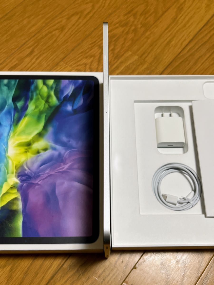 Apple iPad Pro 11インチ(第2世代)シルバー 128GB Wi-Fiモデル Apple iPad Pro 11インチ(第2世代)シルバー 128GB Wi-Fiモデル