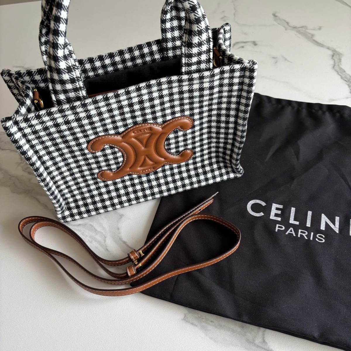 ★やっぱり可愛いギンガム★【CELINE】カバ タイス PM セリーヌ CELINE スモール カバ タイス トートバッグ ショルダー