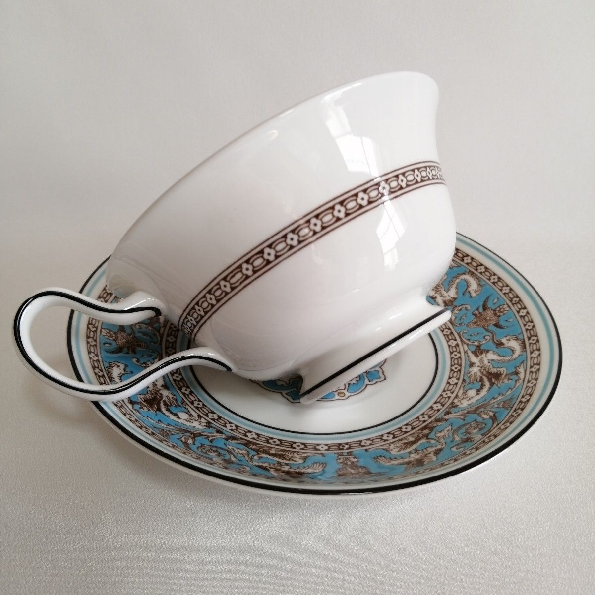WEDGWOOD ウェッジウッド ティーカップ&ソーサー フロレン WEDGWOOD ウェッジウッド ティーカップ&ソーサー フロレン