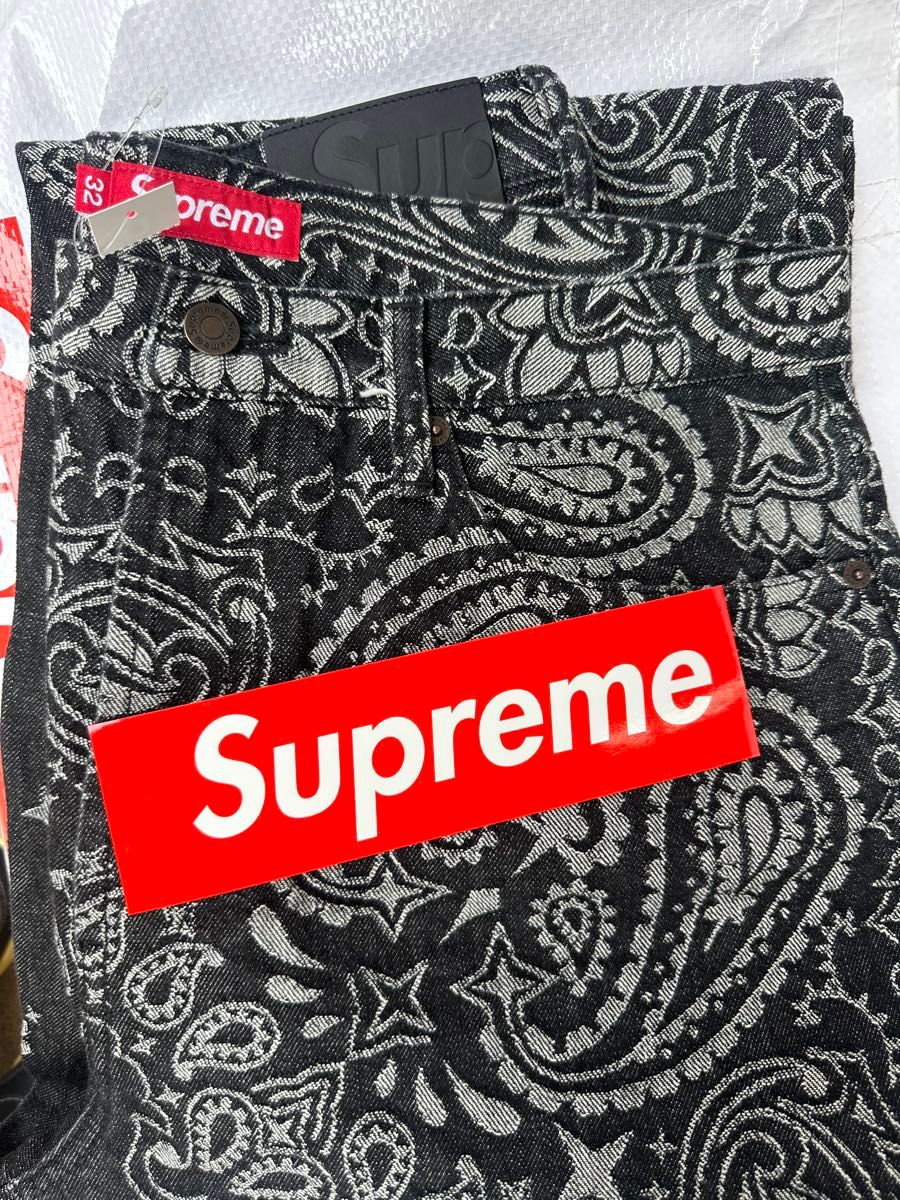 Supreme Bandana Jacquard Baggy Jean Supreme Bandana Jacquard Baggy Jean