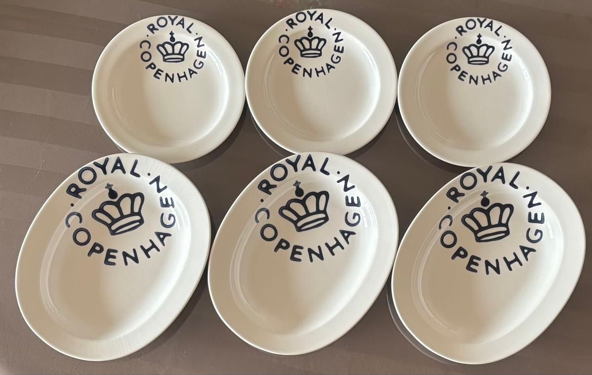 ロイヤルコペンハーゲン  ROYAL COPENHAGEN ニューシグネチャー ネイビー 貫入・高台汚れあり