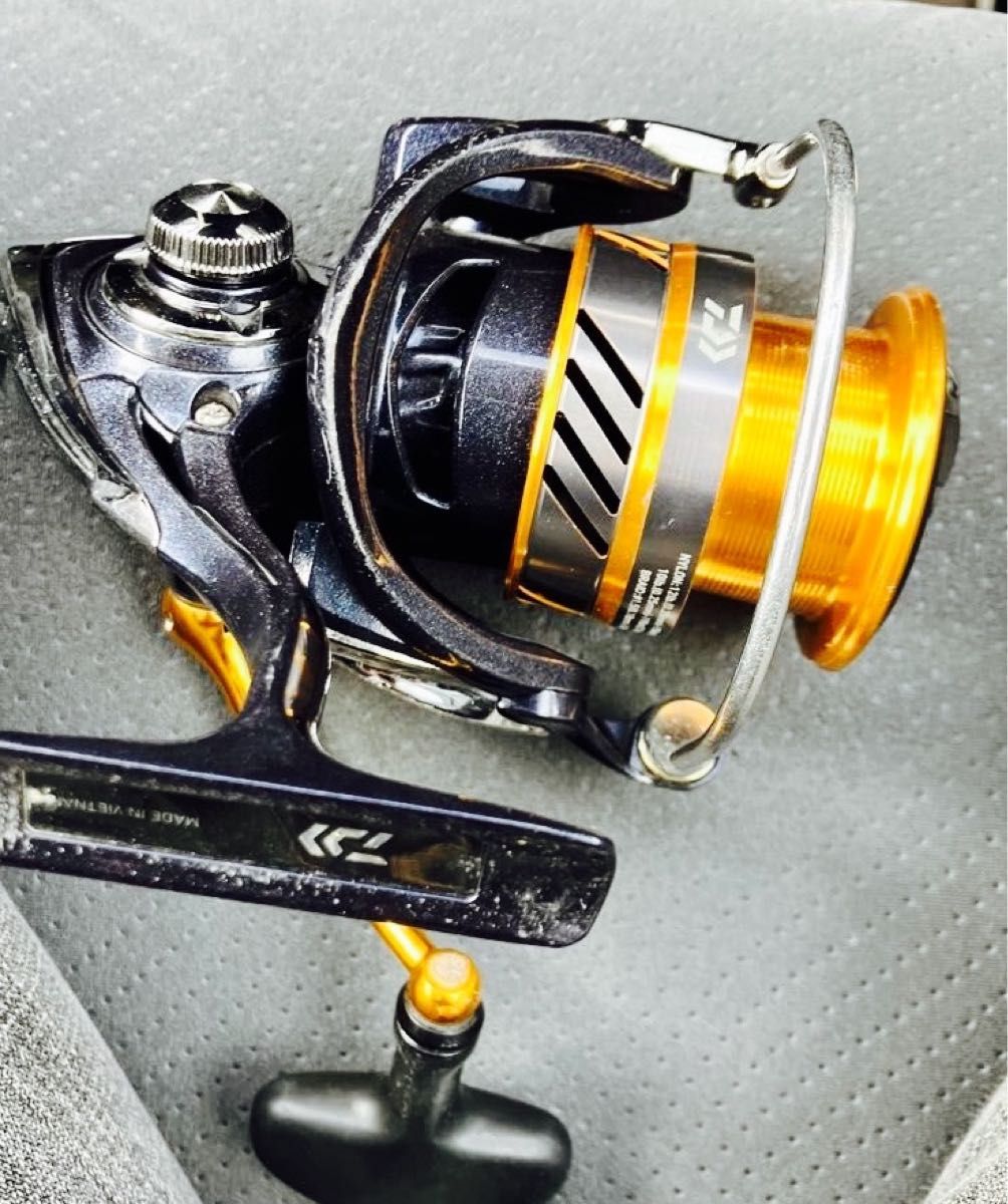 ダイワ(DAIWA) REVROS スピニングリール20レブロスLT4000-CH ダイワ(DAIWA) REVROS スピニングリール20レブロスLT4000-CH