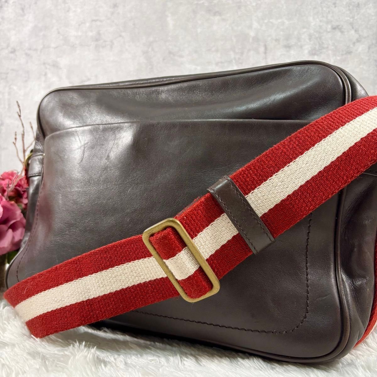 美品】 BALLY ショルダーバッグ トレインスポッティング メンズ 美品】 BALLY ショルダーバッグ トレインスポッティング メンズ