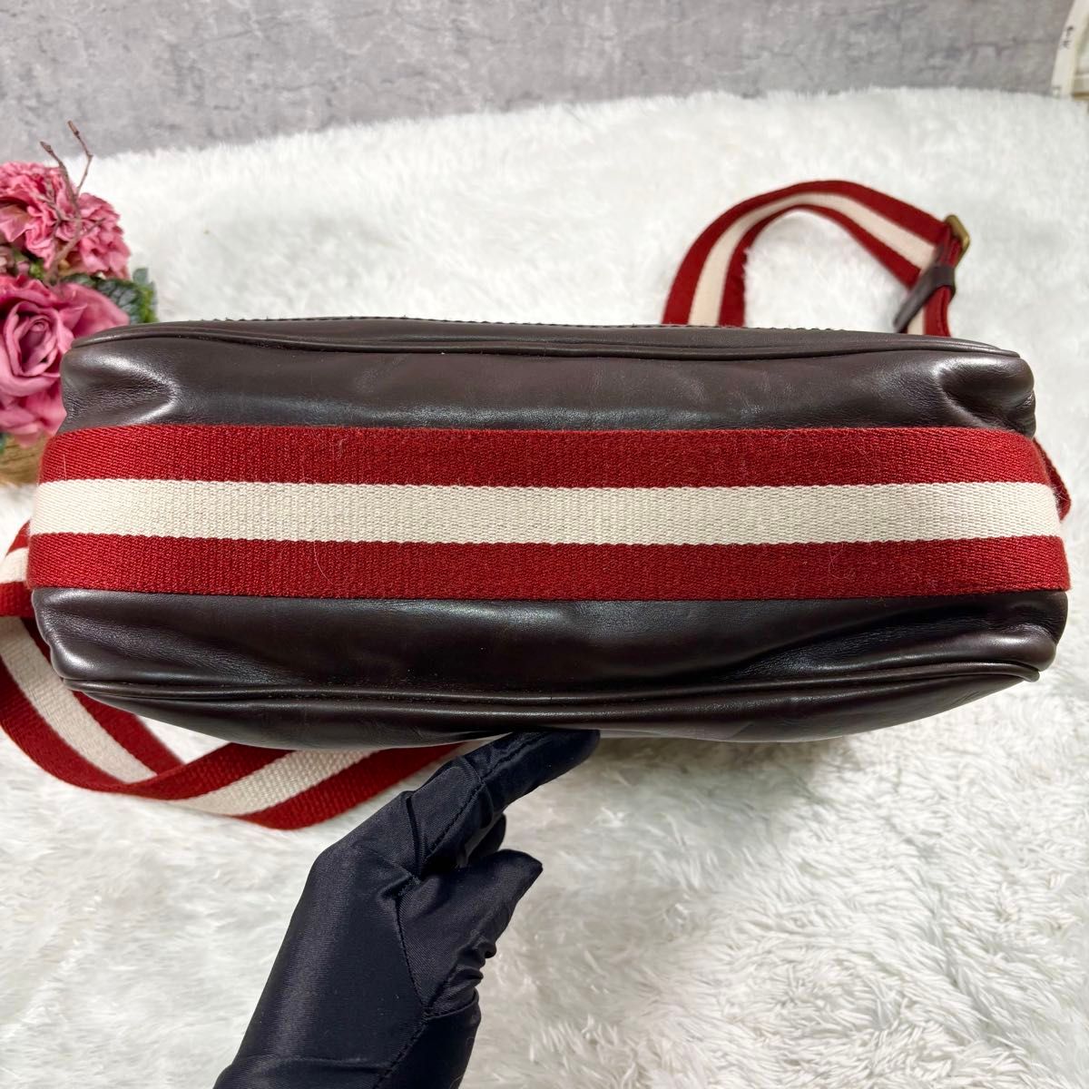 美品】 BALLY ショルダーバッグ トレインスポッティング メンズ 美品】 BALLY ショルダーバッグ トレインスポッティング メンズ
