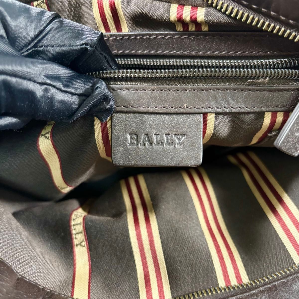 美品】 BALLY ショルダーバッグ トレインスポッティング メンズ 美品】 BALLY ショルダーバッグ トレインスポッティング メンズ