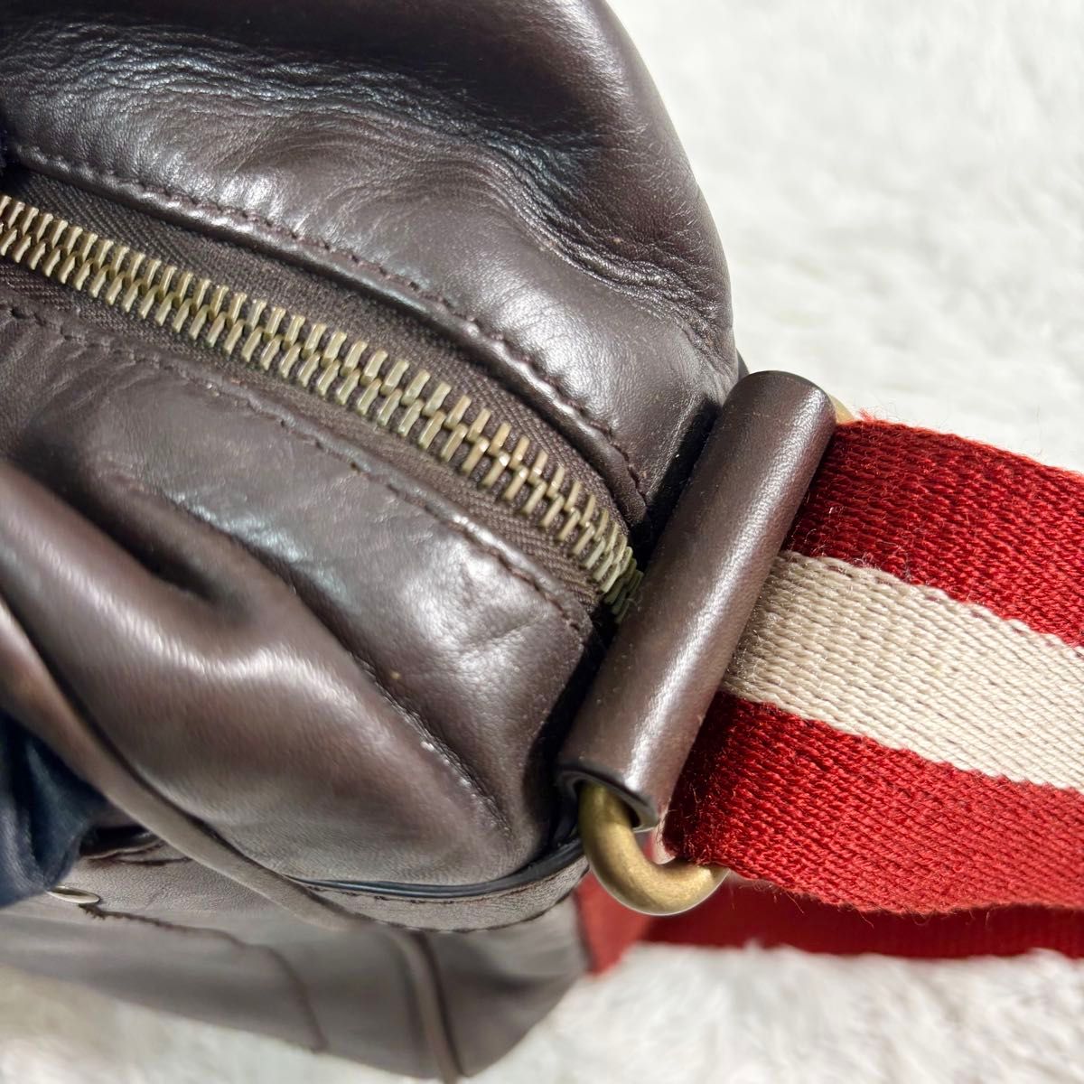 美品】 BALLY ショルダーバッグ トレインスポッティング メンズ 美品】 BALLY ショルダーバッグ トレインスポッティング メンズ