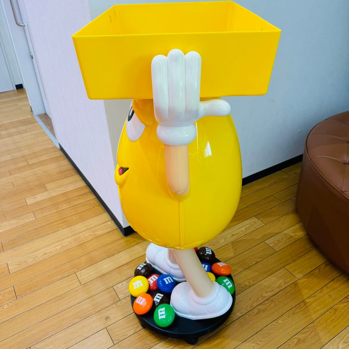希少・非売品】M&M's 店頭用ディスプレイ イエロー 特大 店舗用 希少・非売品】M&M's 店頭用ディスプレイ イエロー 特大 店舗用