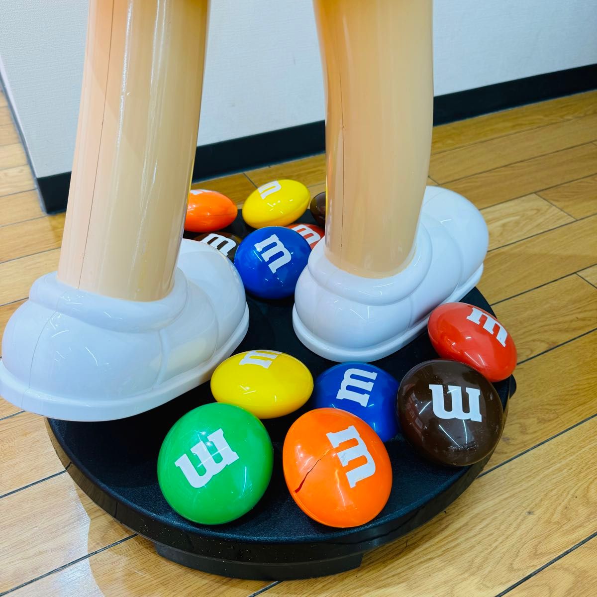 希少・非売品】M&M's 店頭用ディスプレイ イエロー 特大 店舗用 希少・非売品】M&M's 店頭用ディスプレイ イエロー 特大 店舗用