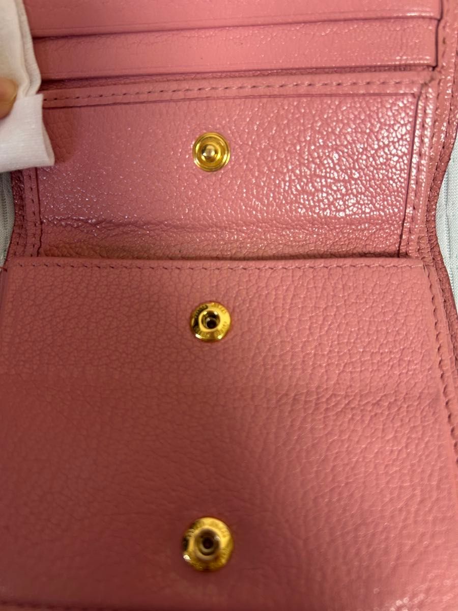 ミュウミュウ miumiu 折財布 二つ折財布 財布 保証書 箱付き ミュウミュウ miumiu 折財布 二つ折財布 財布 保証書 箱付き
