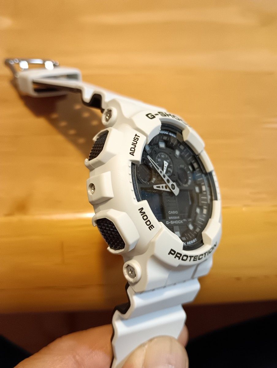 G-SHOCK 電池新品 GA-100L g-shock ホワイト|Yahoo!フリマ(旧 G-SHOCK 電池新品 GA-100L g-shock ホワイト|Yahoo!フリマ(旧