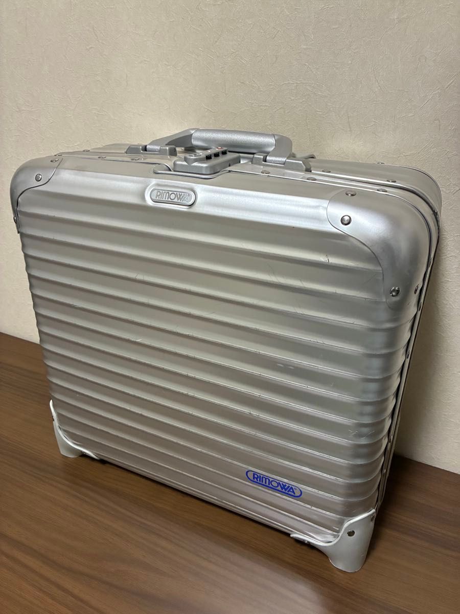 RIMOWA リモワ トパーズ ビジネストローリー 二輪 スーツケース RIMOWA リモワ トパーズ ビジネストローリー 二輪 スーツケース