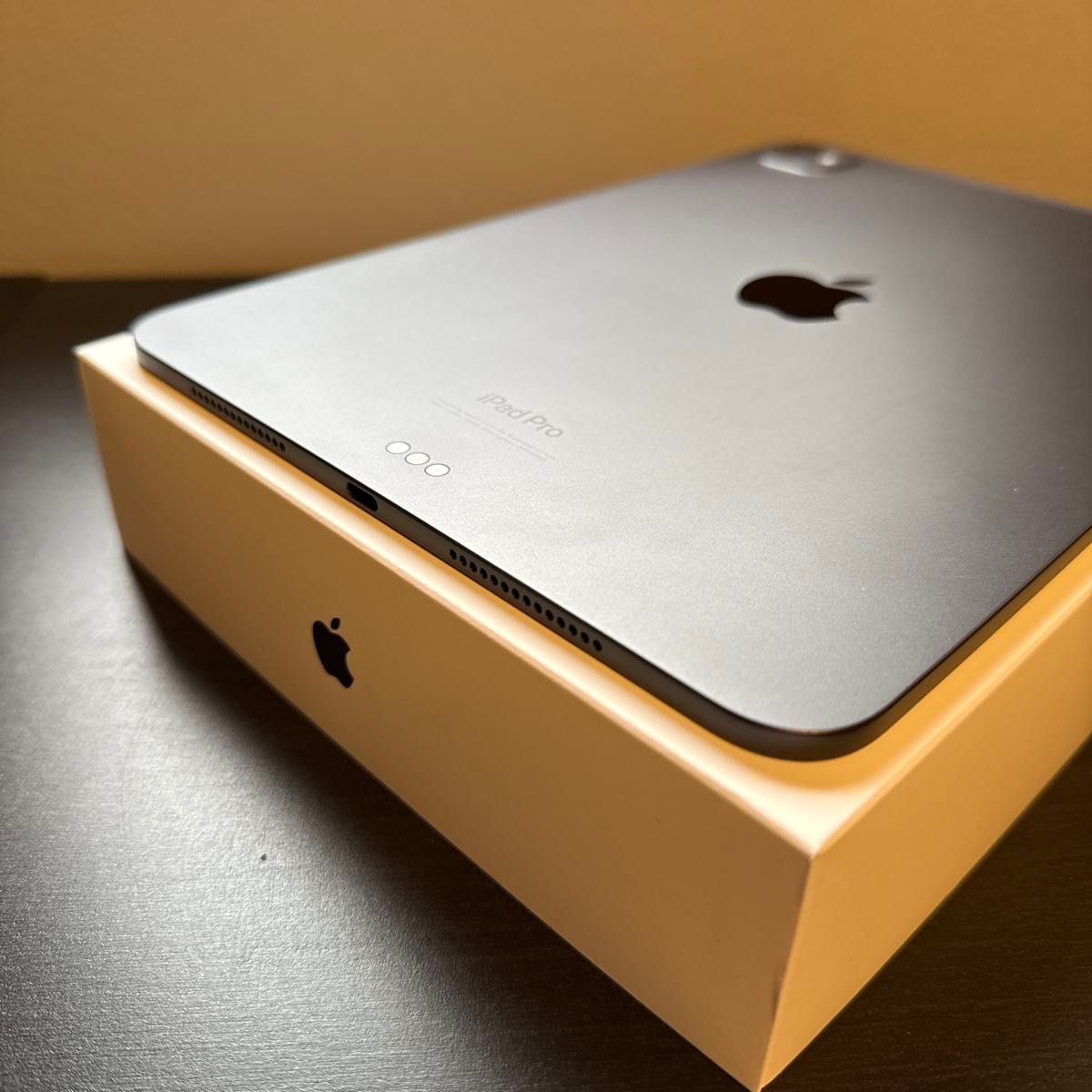 美品 バッテリー100% iPad Pro M4 11インチ 第5世代 スペース 美品 バッテリー100% iPad Pro M4 11インチ 第5世代 スペース