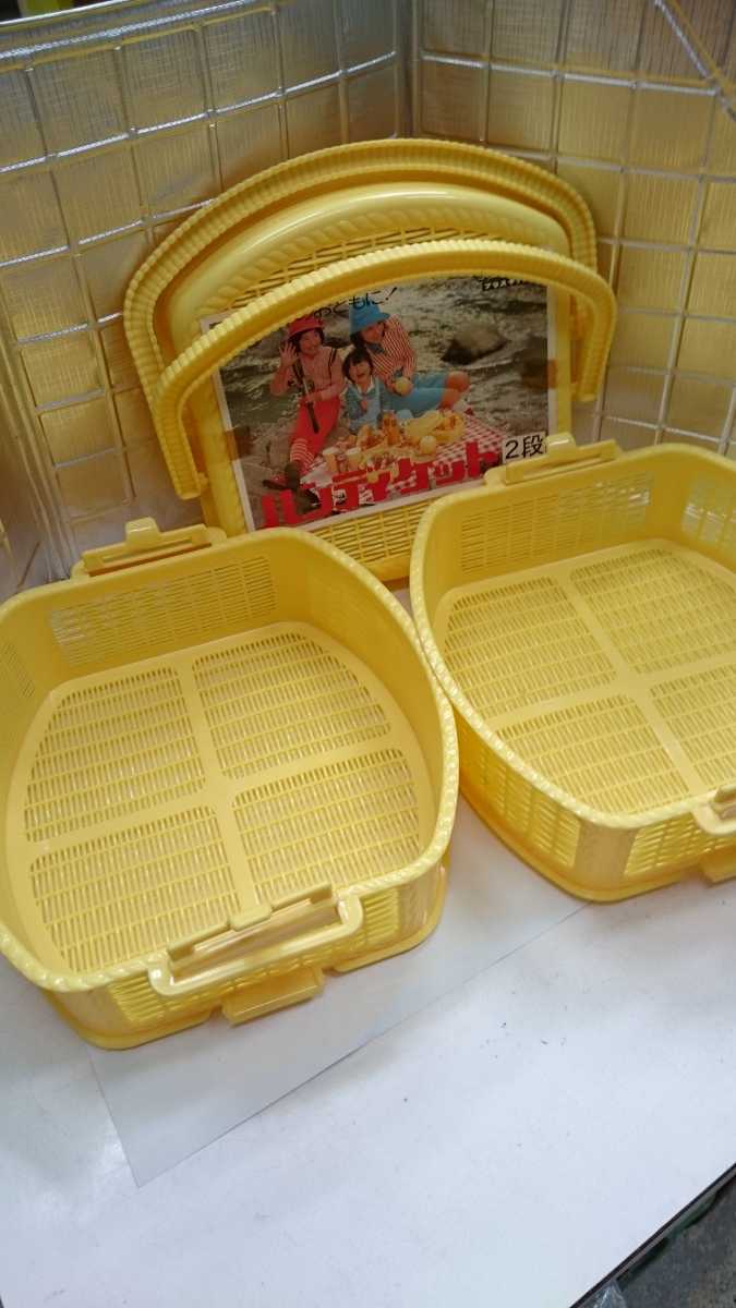 昭和レトロ 弁当 ２段 バスケット 黄色 ハンディケット 新品 映画 小道具 古道具 インテリア 雑貨 運動会 アンティーク 裁縫道具 収納の画像2