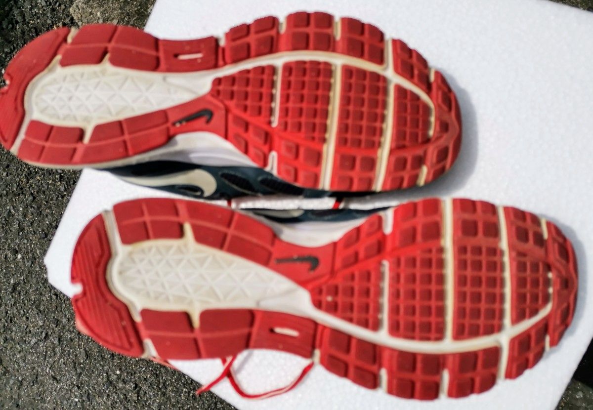 NIKE ランニング シューズ レボリューション スポーツ カラー NIKE ランニング シューズ レボリューション スポーツ カラー