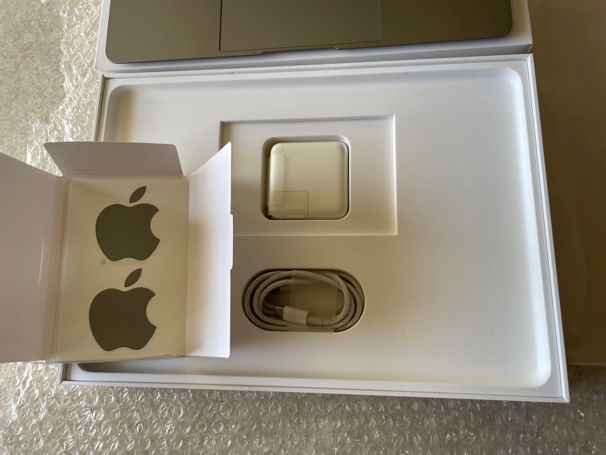 MacBook 12インチ m7 512GB 8GBメモリ 2016 スペースグレイ MacBook 12インチ m7 512GB 8GBメモリ 2016 スペースグレイ