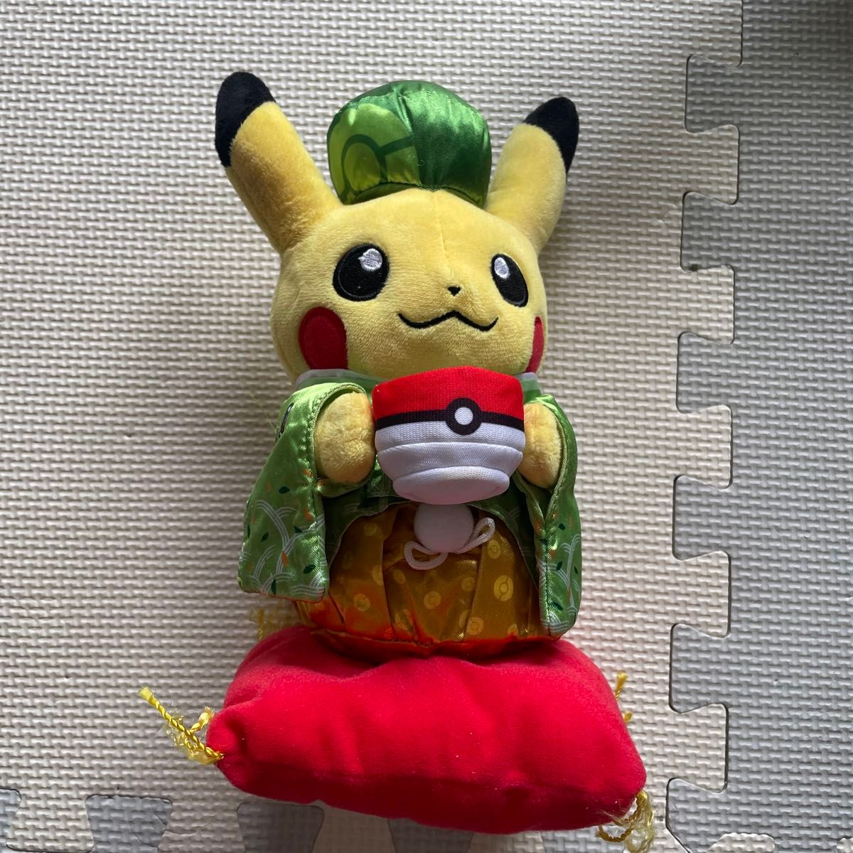 ぬいぐるみ ピカチュウ ポケットモンスター ポケモンセンター ぬいぐるみ ピカチュウ ポケットモンスター ポケモンセンター