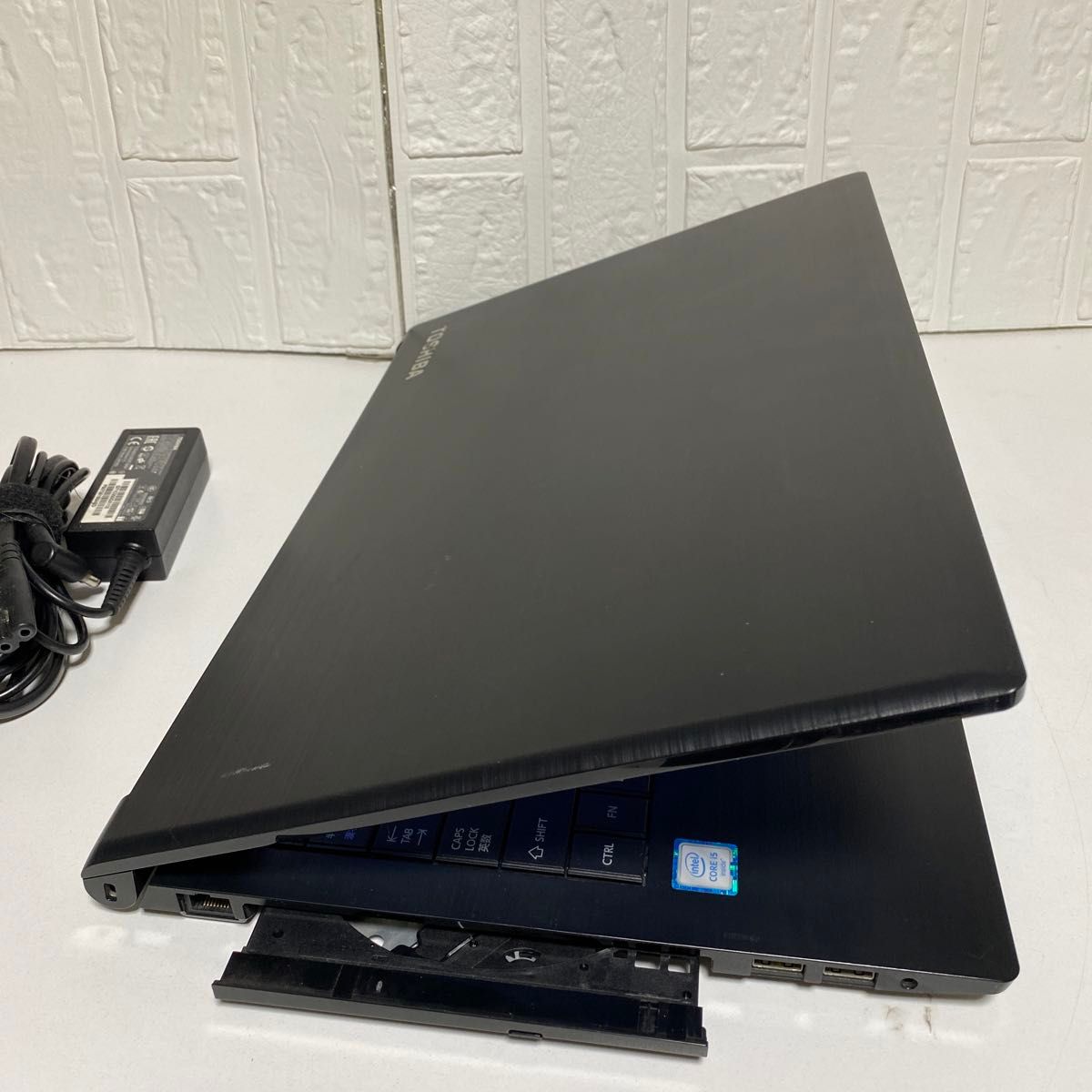 Windows11 オフィス2024年 Core i5 SSD256GB メモリ8GB 東芝 Windows11 オフィス2024年 Core i5 SSD256GB メモリ8GB 東芝