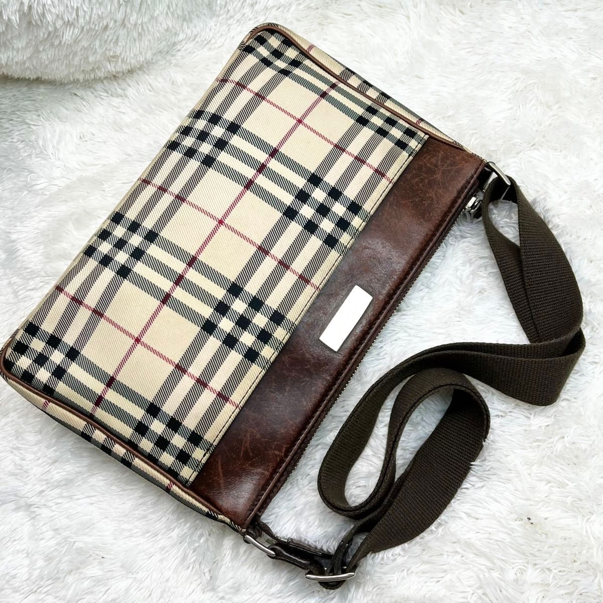 良品】BURBERRYバーバリー ノバチェック ショルダーバック ロゴ 良品】BURBERRYバーバリー ノバチェック ショルダーバック ロゴ