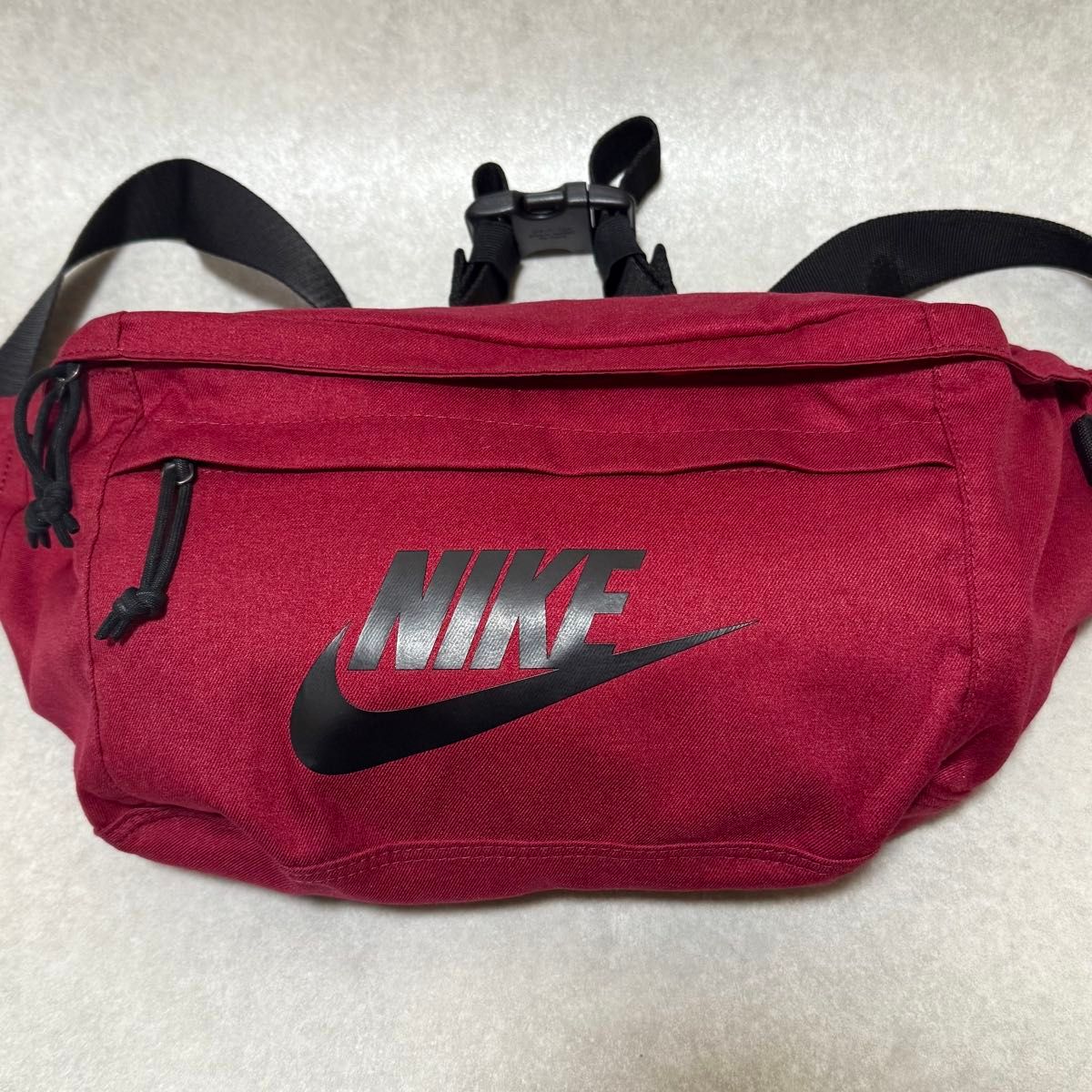 ナイキ】美品 00s y2k ボディバッグ ワンショルダー 大容量 10L ナイキ】美品 00s y2k ボディバッグ ワンショルダー 大容量 10L
