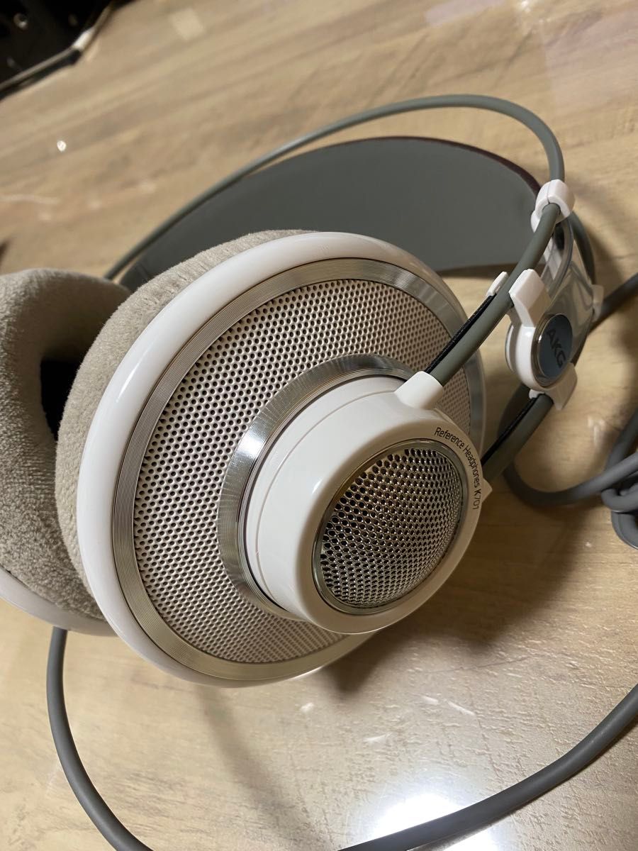 AKG K701 有線ヘッドホン 美品 交換用イヤーパッド付き|Yahoo AKG K701 有線ヘッドホン 美品 交換用イヤーパッド付き|Yahoo