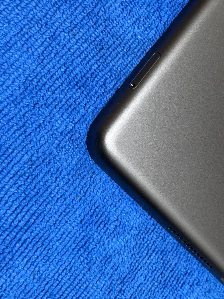 iPad 第9世代 simフリー 10 2インチ 64GB スペースグレイ① iPad 第9世代 simフリー 10 2インチ 64GB スペースグレイ①