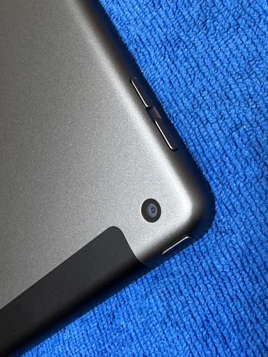 iPad 第9世代 simフリー 10 2インチ 64GB スペースグレイ① iPad 第9世代 simフリー 10 2インチ 64GB スペースグレイ①