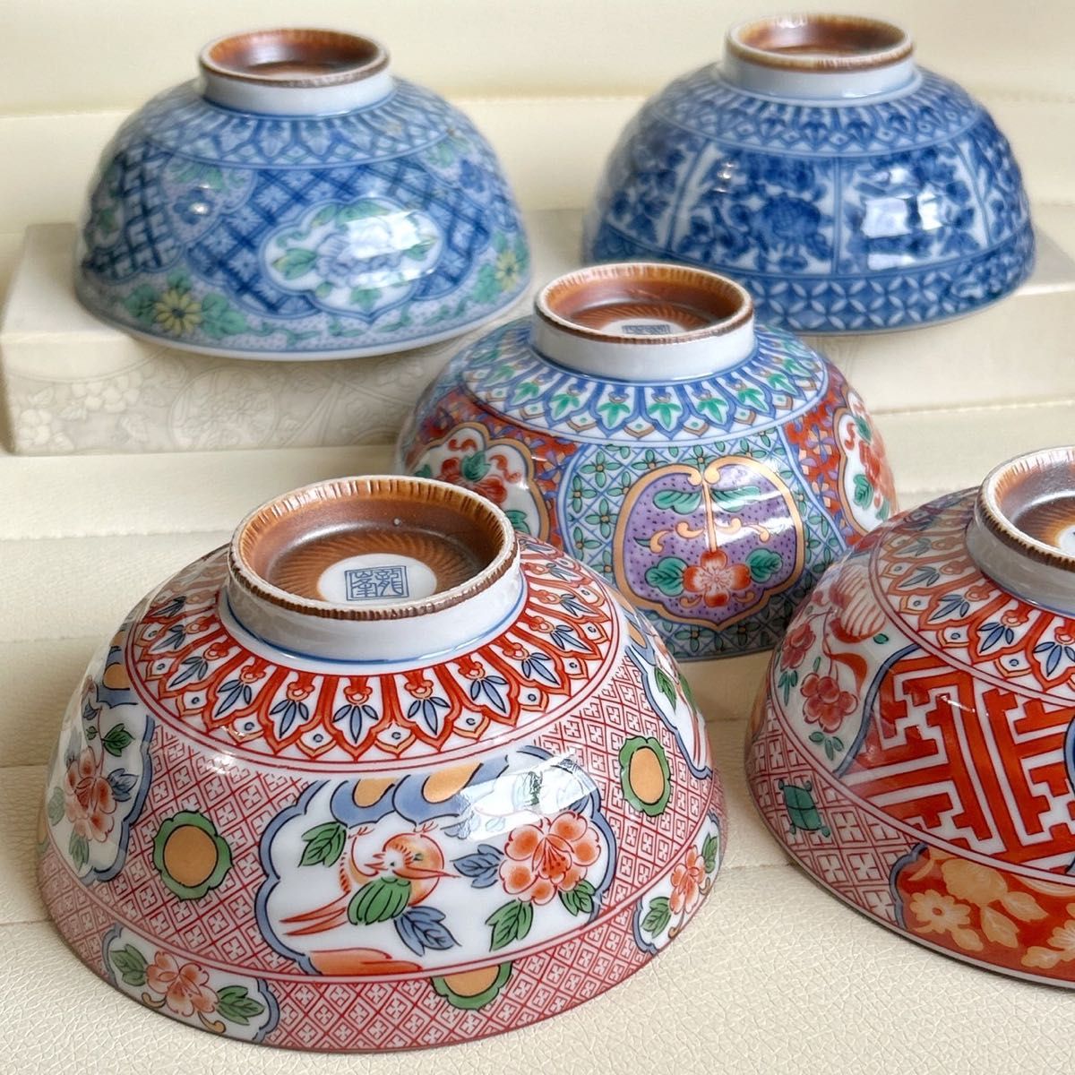 美濃焼 龍峰窯 絵変わり 飯碗揃 5枚セット 古伊万里 金彩赤絵 染 美濃焼 龍峰窯 絵変わり 飯碗揃 5枚セット 古伊万里 金彩赤絵 染