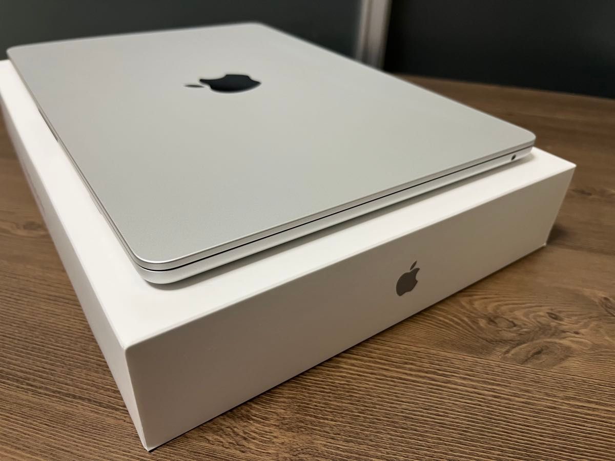 特価MacBook air M3 SSD512GB メーカー保証有り 当日匿名配送 特価MacBook air M3 SSD512GB メーカー保証有り 当日匿名配送