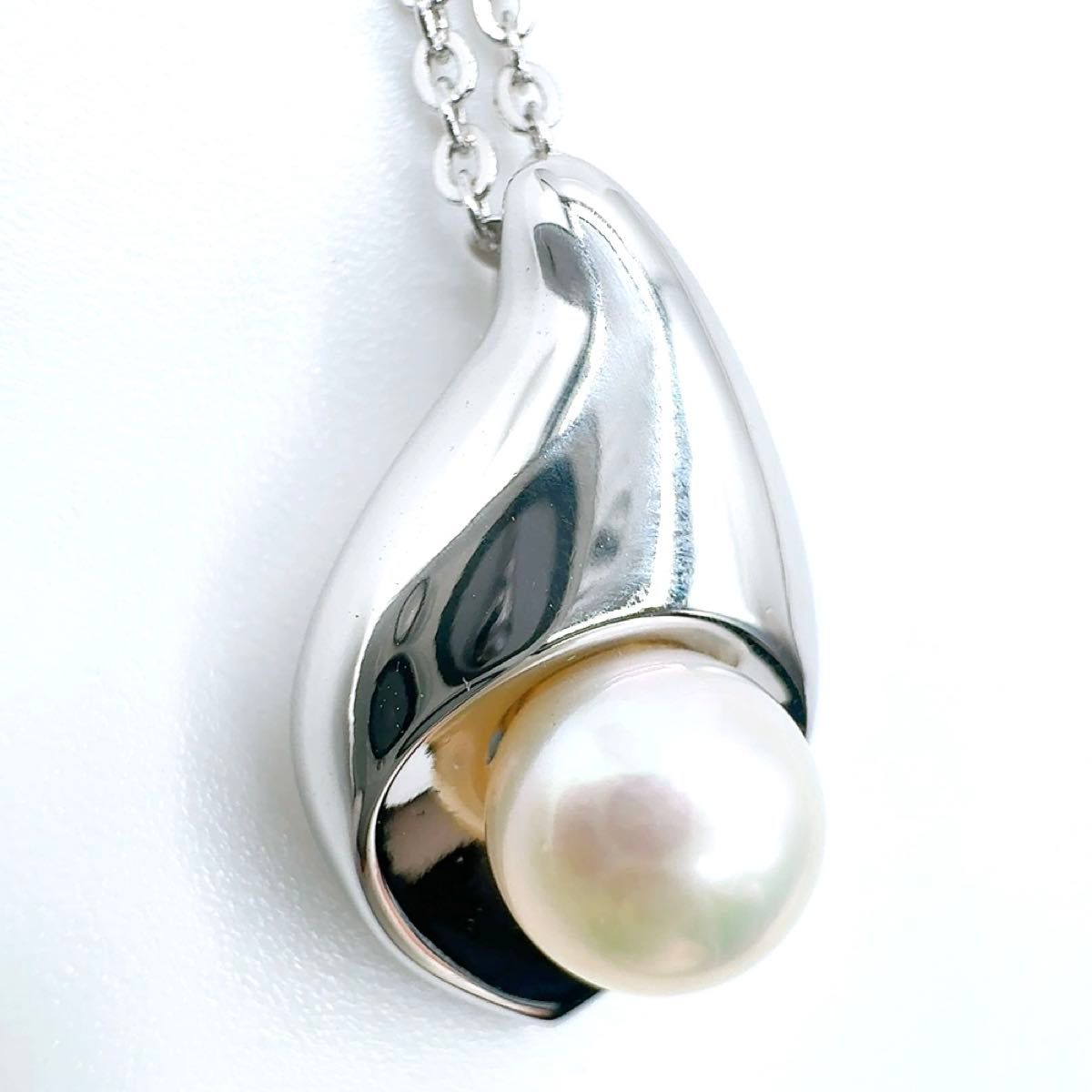 高品質】TASAKI タサキ ネックレス ペンダント パール 真珠 花 高品質】TASAKI タサキ ネックレス ペンダント パール 真珠 花