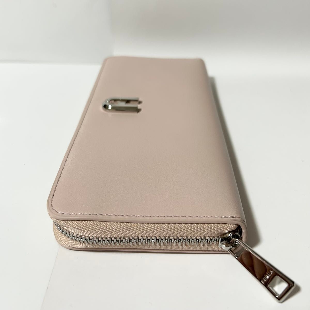 美品 FURLA フルラ レザー ラウンドファスナー 長財布|Yahoo 美品 FURLA フルラ レザー ラウンドファスナー 長財布|Yahoo