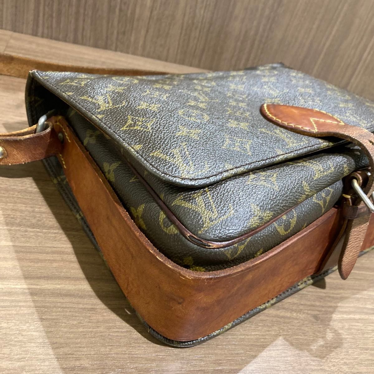 LOUIS VUITTON ルイヴィトン モノグラム カルトシエール LOUIS VUITTON ルイヴィトン モノグラム カルトシエール